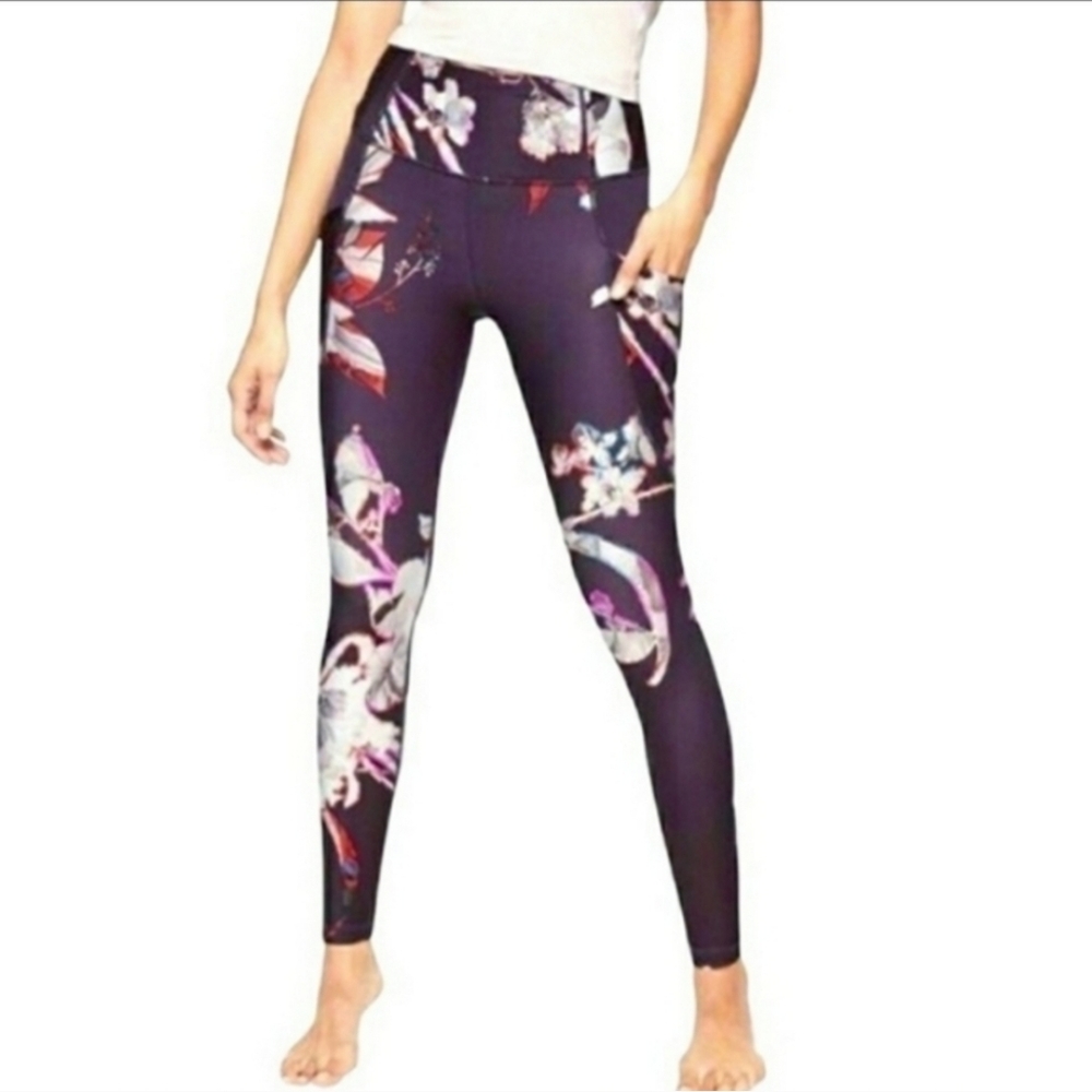 Athleta Floral Elation Wildberry Leggings Sz Small Purple